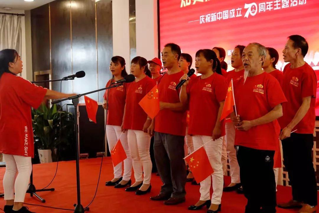 时尚发型女孩